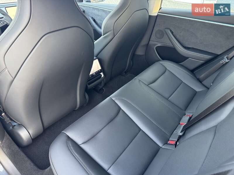 Седан Tesla Model 3 2024 в Киеве фото 5 Седан Tesla Model 3 2024 в Киеве
