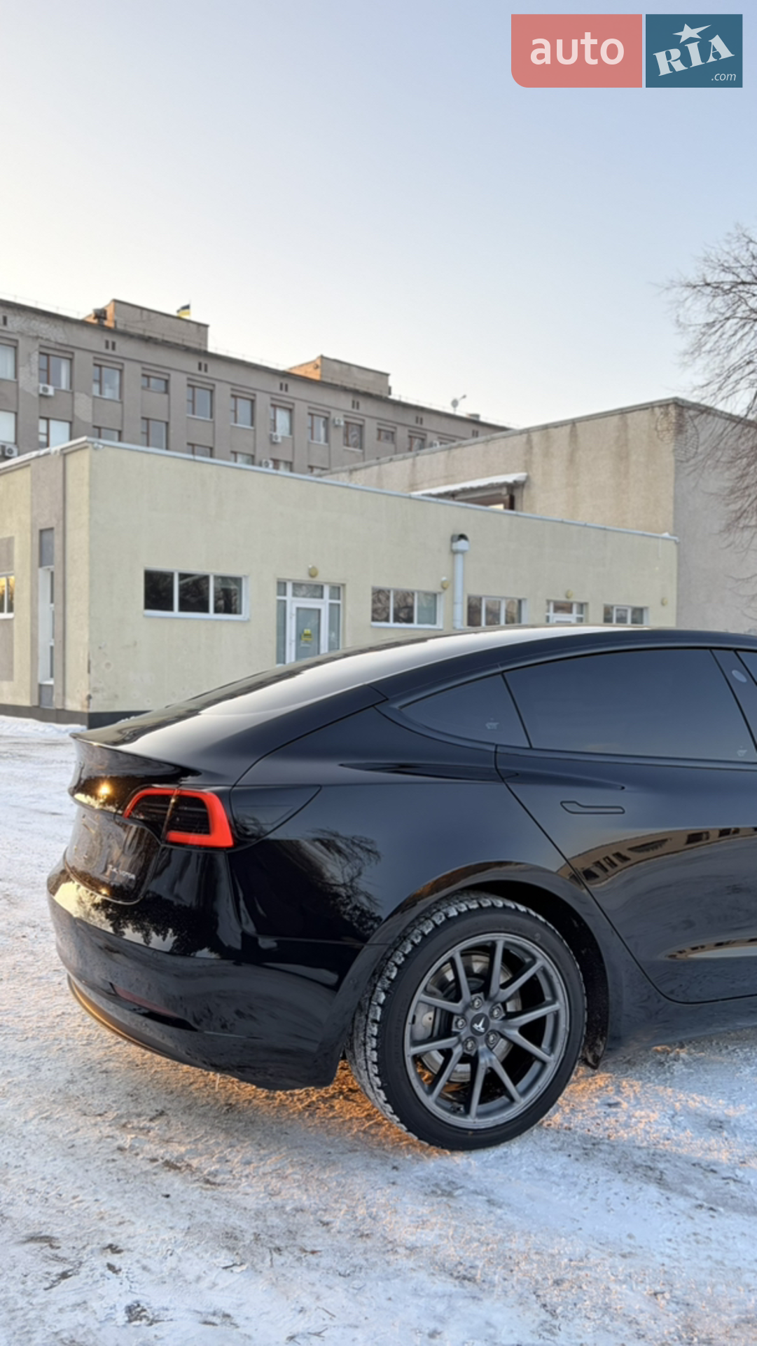 2018 Tesla Model 3 - мініатюра 10