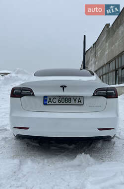 Седан Tesla Model 3 2022 в Ковелі