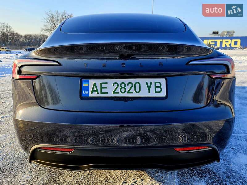 Седан Tesla Model 3 2024 в Дніпрі фото 8 Седан Tesla Model 3 2024 в Дніпрі