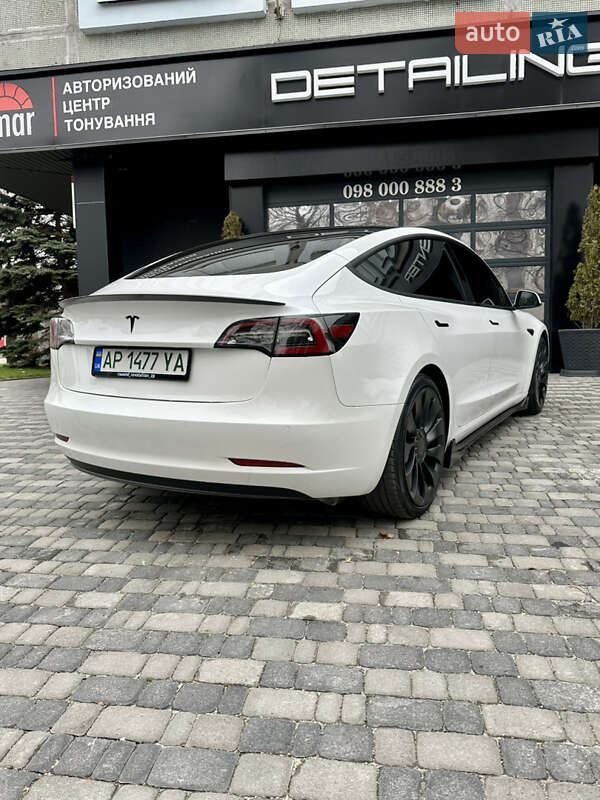 Седан Tesla Model 3 2021 в Запорожье