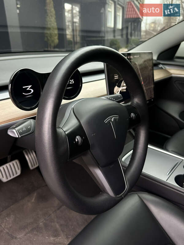 Седан Tesla Model 3 2021 в Запорожье