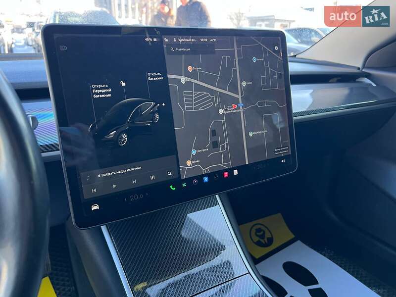 Седан Tesla Model 3 2019 в Ивано-Франковске