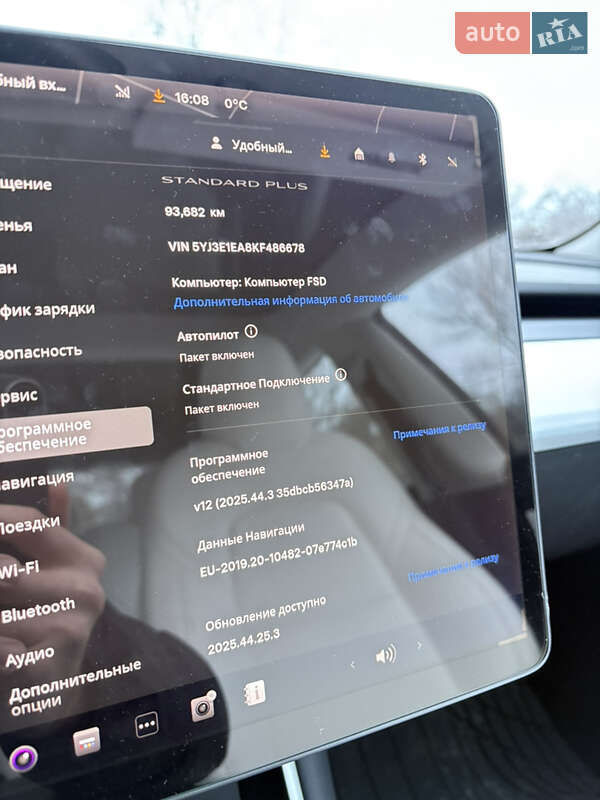 Седан Tesla Model 3 2019 в Киеве