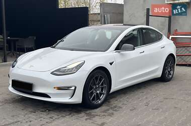 Седан Tesla Model 3 2018 в Киеве фото 3 Седан Tesla Model 3 2018 в Киеве