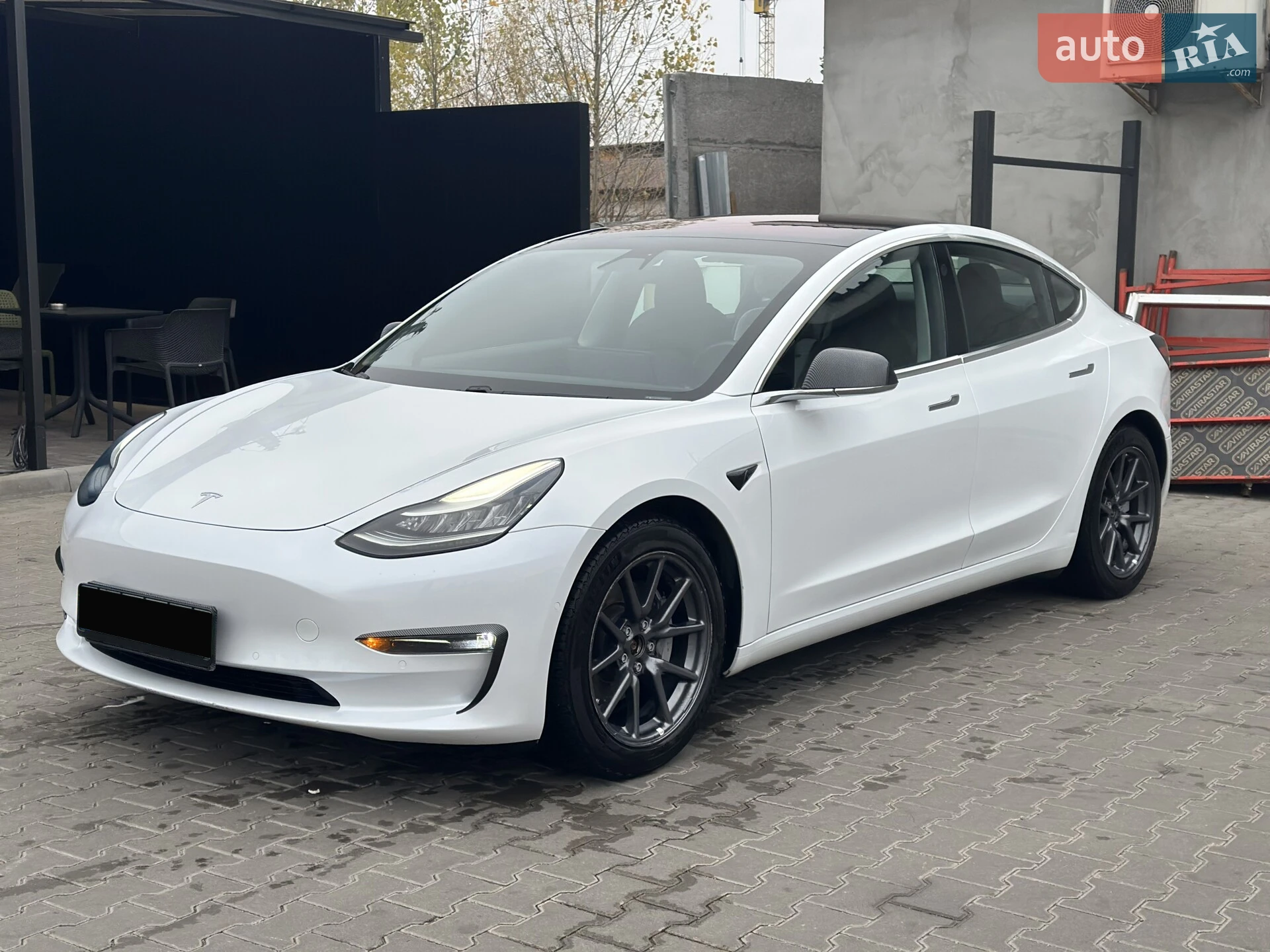 2018 Tesla Model 3 - мініатюра 3