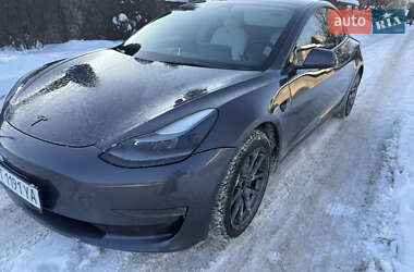 Седан Tesla Model 3 2022 в Ивано-Франковске