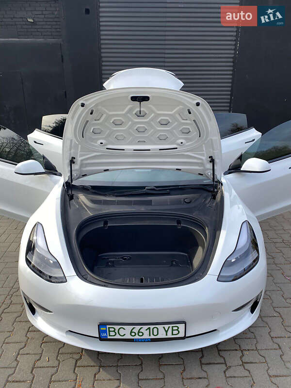 Седан Tesla Model 3 2020 в Львове фото 7 Седан Tesla Model 3 2020 в Львове