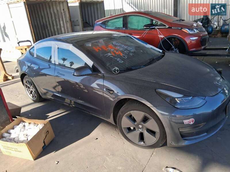 Седан Tesla Model 3 2023 в Белой Церкви