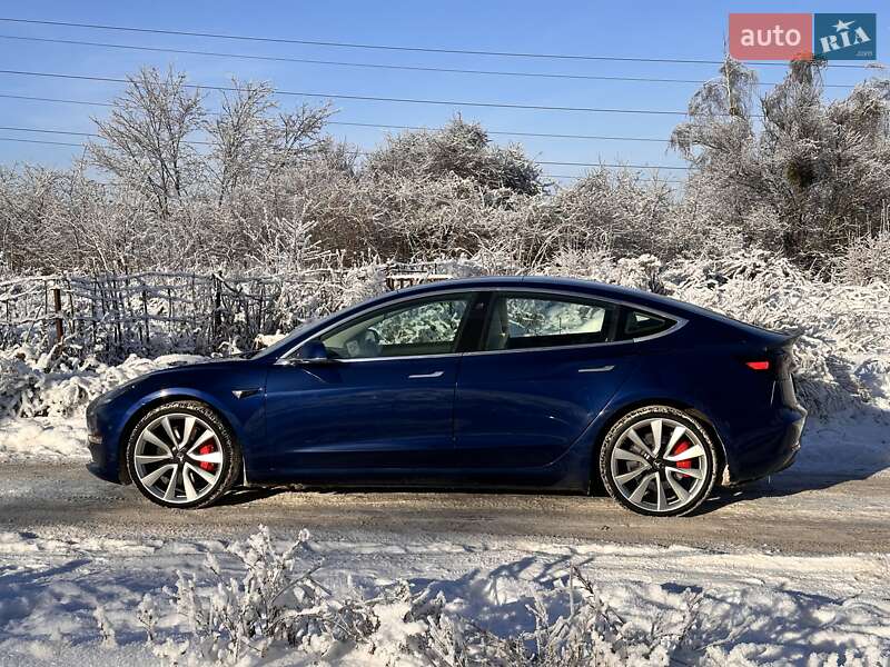 Седан Tesla Model 3 2018 в Киеве фото 4 Седан Tesla Model 3 2018 в Киеве
