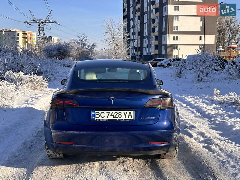 Седан Tesla Model 3 2018 в Киеве фото 7 Седан Tesla Model 3 2018 в Киеве