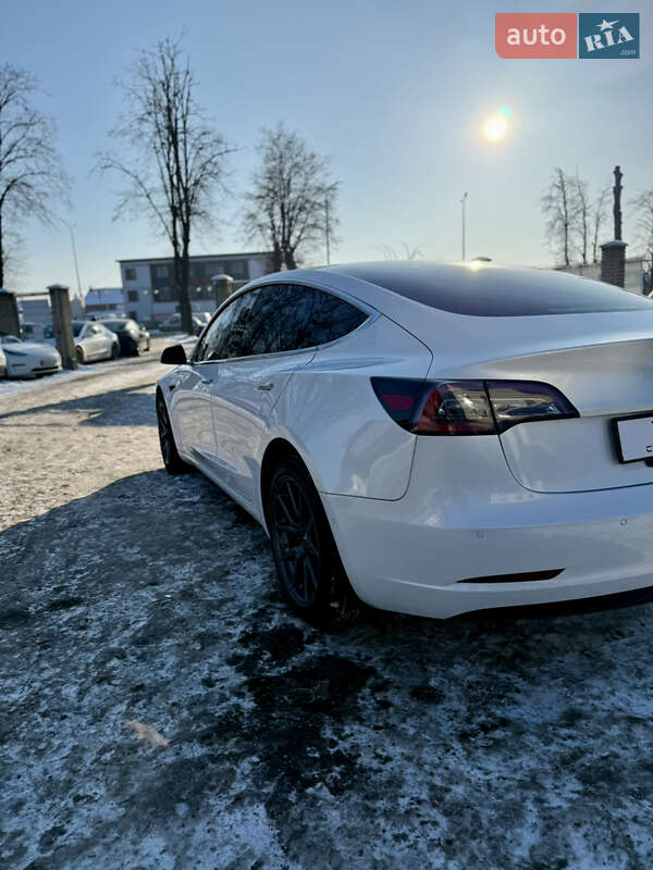 Седан Tesla Model 3 2019 в Вінниці фото 12 Седан Tesla Model 3 2019 в Вінниці