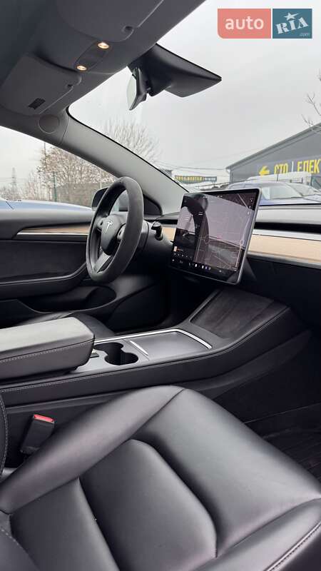 Седан Tesla Model 3 2021 в Запорожье