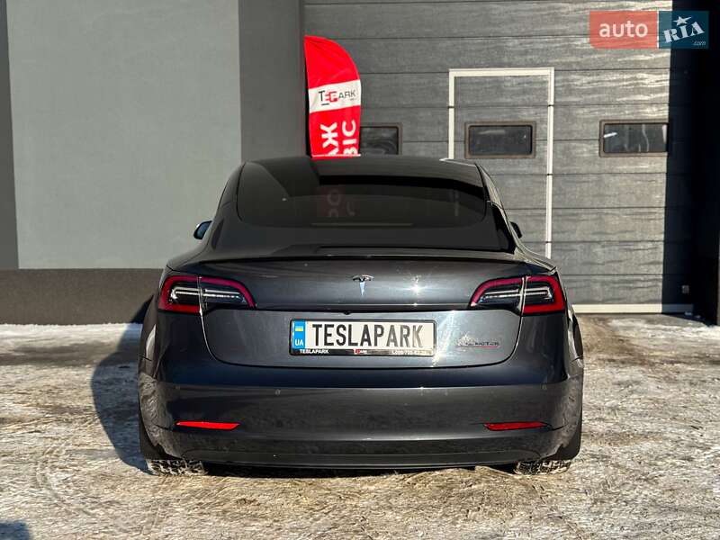 Седан Tesla Model 3 2022 в Киеве фото 9 Седан Tesla Model 3 2022 в Киеве