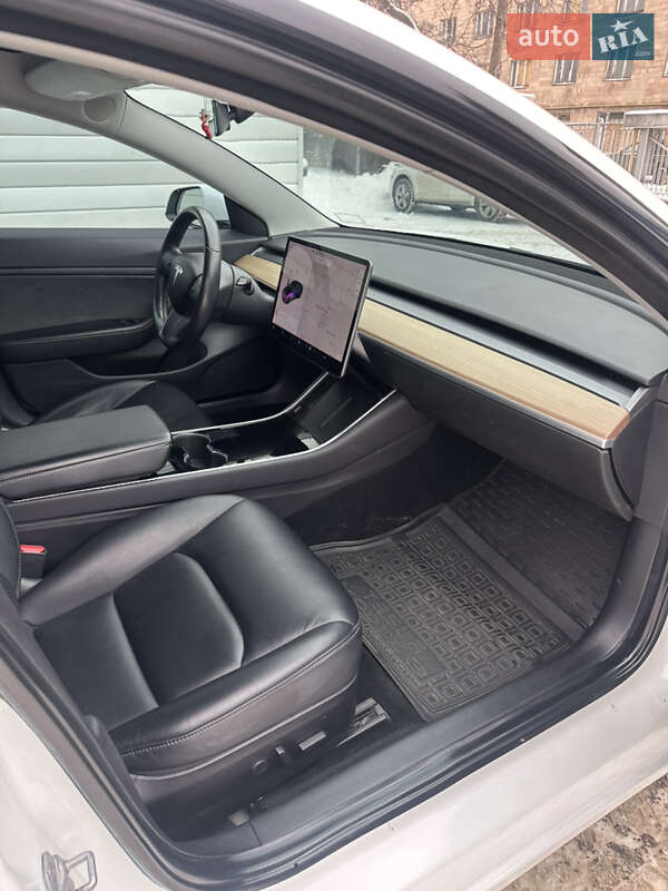 Седан Tesla Model 3 2019 в Харкові фото 11 Седан Tesla Model 3 2019 в Харкові