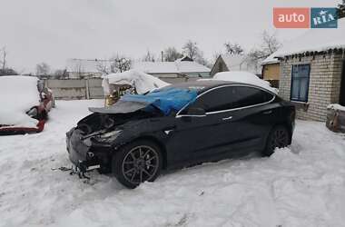 Седан Tesla Model 3 2018 в Сквире