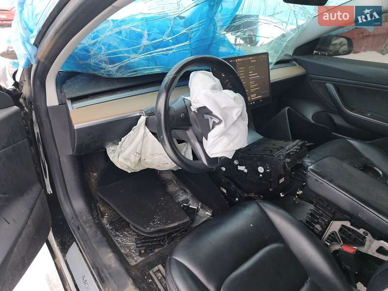 Седан Tesla Model 3 2018 в Сквирі фото 8 Седан Tesla Model 3 2018 в Сквирі