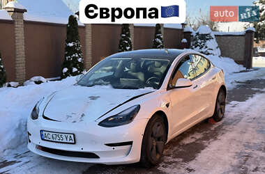 Седан Tesla Model 3 2021 в Луцке