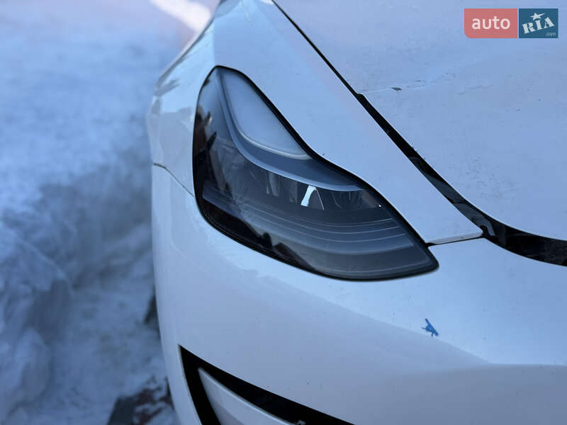 Седан Tesla Model 3 2021 в Луцке фото 8 Седан Tesla Model 3 2021 в Луцке