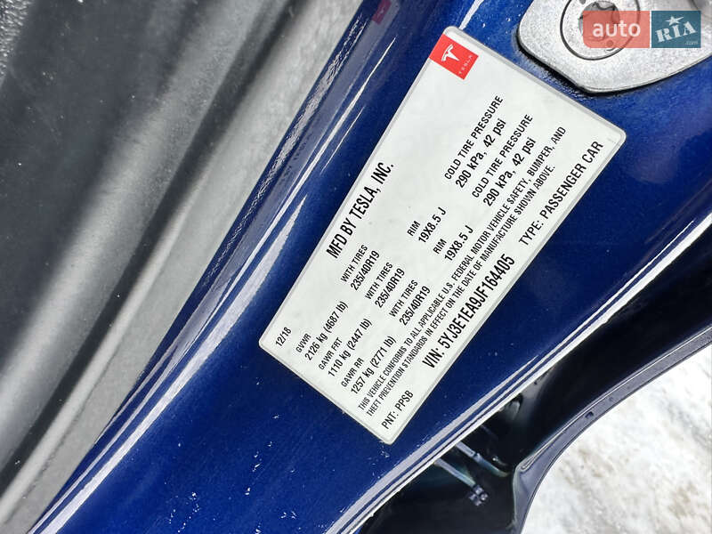 Седан Tesla Model 3 2018 в Дрогобичі фото 34 Седан Tesla Model 3 2018 в Дрогобичі