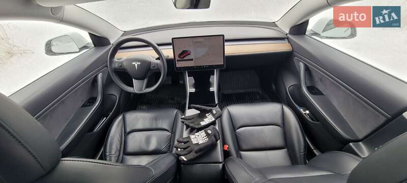Седан Tesla Model 3 2019 в Львові фото 2 Седан Tesla Model 3 2019 в Львові