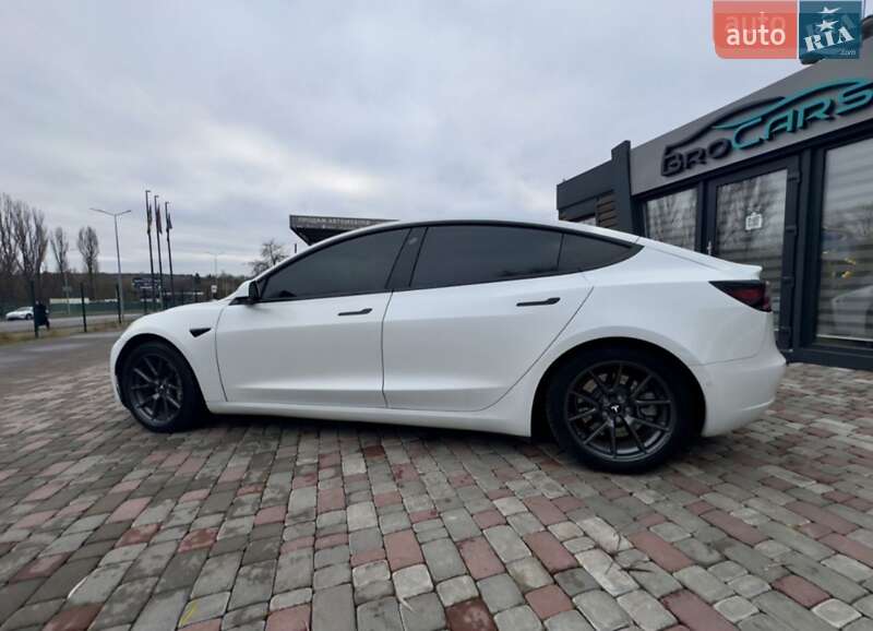 Седан Tesla Model 3 2021 в Вінниці фото 28 Седан Tesla Model 3 2021 в Вінниці