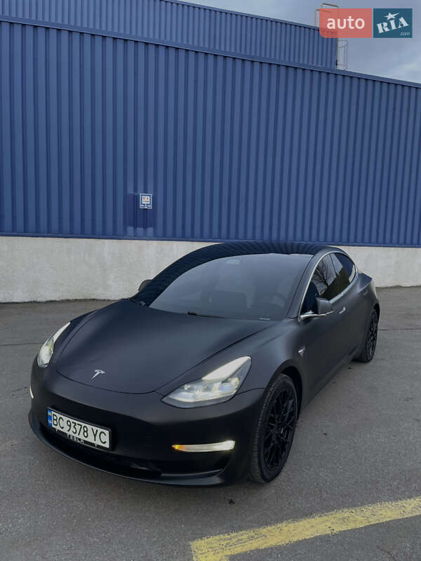 Седан Tesla Model 3 2020 в Львове фото 3 Седан Tesla Model 3 2020 в Львове