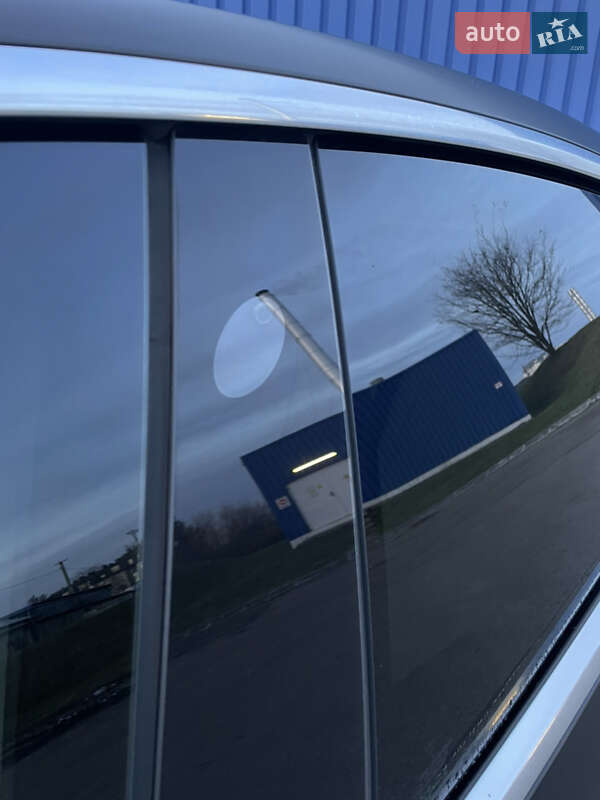 Седан Tesla Model 3 2020 в Львове