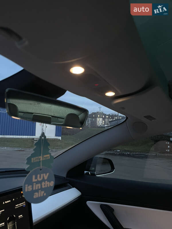 Седан Tesla Model 3 2020 в Львове фото 79 Седан Tesla Model 3 2020 в Львове