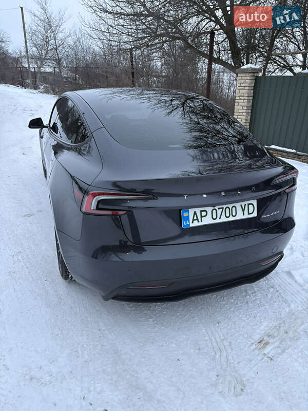 Седан Tesla Model 3 2024 в Запорожье