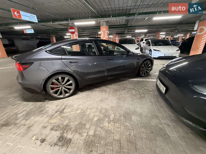 Седан Tesla Model 3 2019 в Киеве фото 6 Седан Tesla Model 3 2019 в Киеве