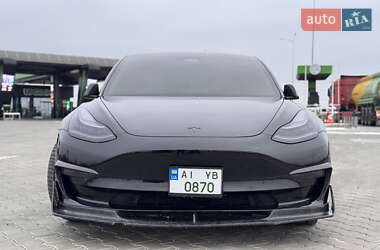Седан Tesla Model 3 2018 в Николаеве