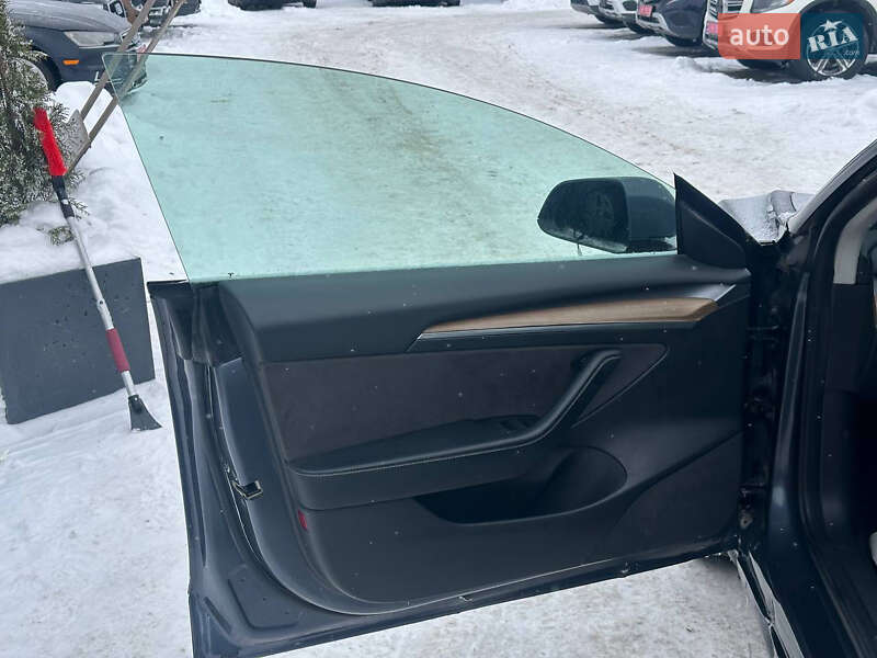 Седан Tesla Model 3 2022 в Луцке фото 27 Седан Tesla Model 3 2022 в Луцке