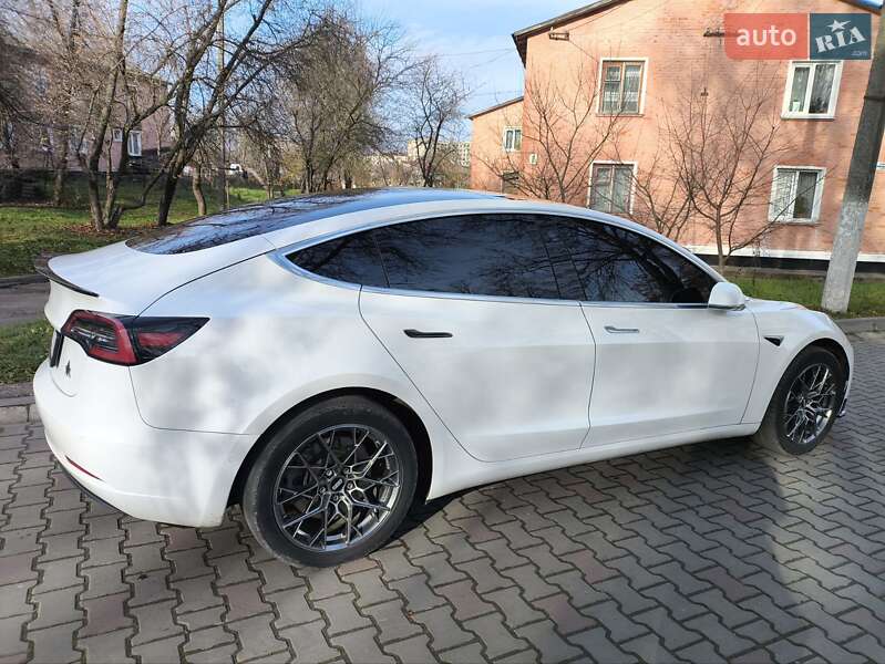 Седан Tesla Model 3 2019 в Івано-Франківську фото 7 Седан Tesla Model 3 2019 в Івано-Франківську