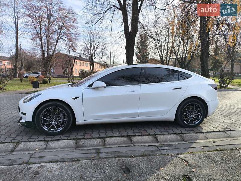 Седан Tesla Model 3 2019 в Івано-Франківську фото 5 Седан Tesla Model 3 2019 в Івано-Франківську