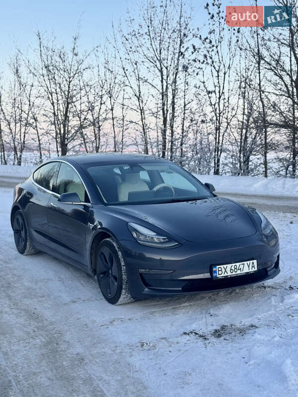 Седан Tesla Model 3 2020 в Хмельницькому