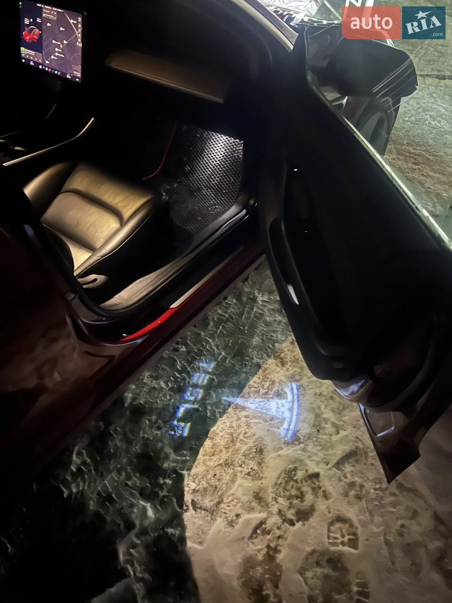 2018 Tesla Model 3 - мініатюра 16