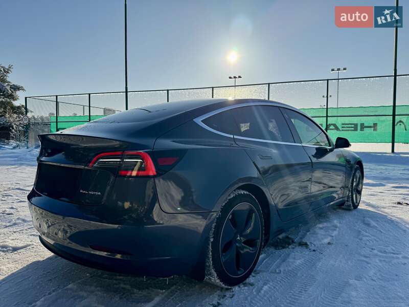 Седан Tesla Model 3 2019 в Киеве фото 11 Седан Tesla Model 3 2019 в Киеве