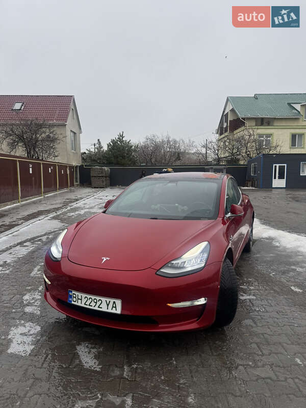Tesla Model 3 2018