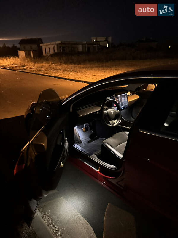 Седан Tesla Model 3 2018 в Одессе