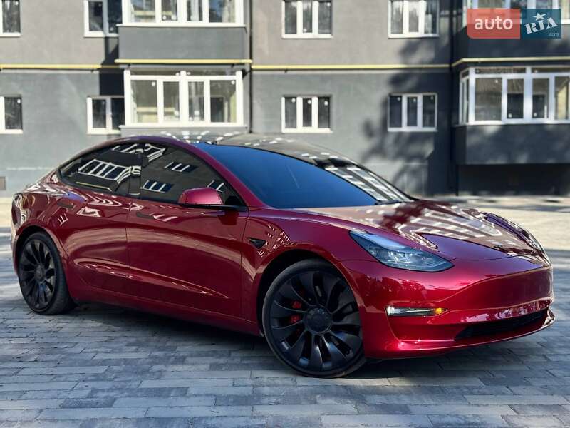 Tesla Model 3 2022