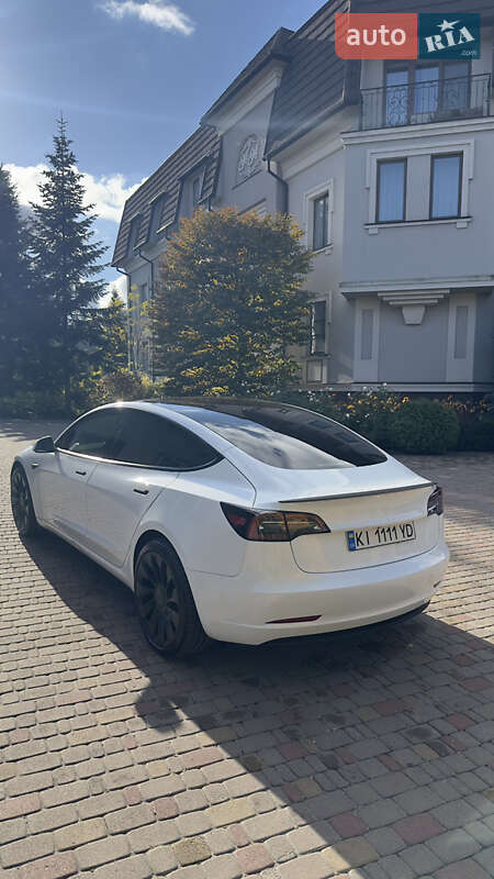 Седан Tesla Model 3 2022 в Киеве фото 5 Седан Tesla Model 3 2022 в Киеве