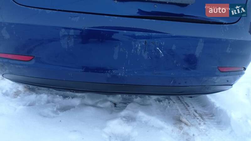 Седан Tesla Model 3 2018 в Тернополі фото 19 Седан Tesla Model 3 2018 в Тернополі