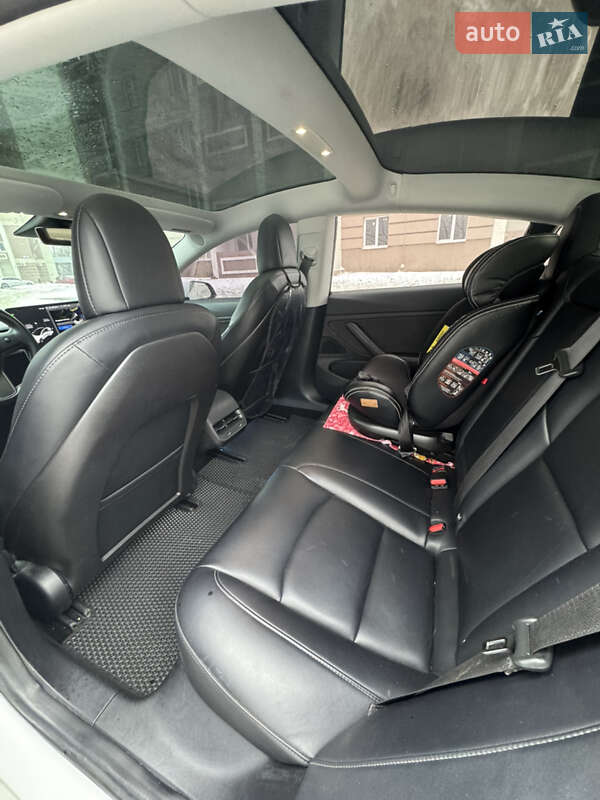 Седан Tesla Model 3 2018 в Харкові фото 10 Седан Tesla Model 3 2018 в Харкові