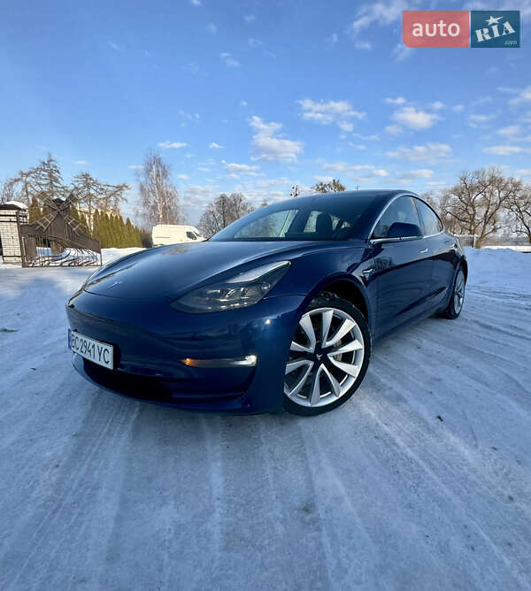 Седан Tesla Model 3 2018 в Львові фото 10 Седан Tesla Model 3 2018 в Львові