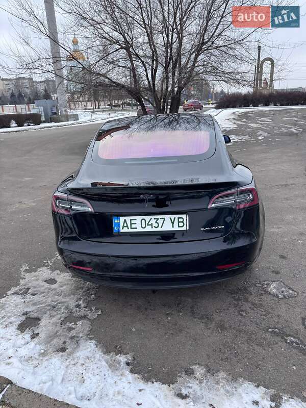 Седан Tesla Model 3 2019 в Кривом Роге