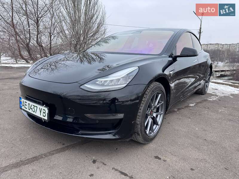 Седан Tesla Model 3 2019 в Кривом Роге