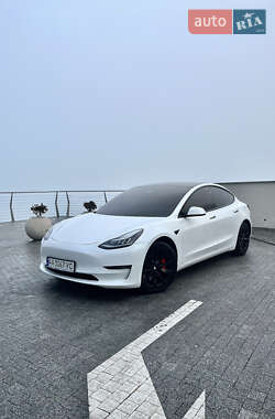 Седан Tesla Model 3 2019 в Одессе
