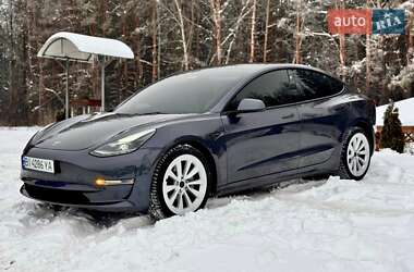 Седан Tesla Model 3 2023 в Харькове
