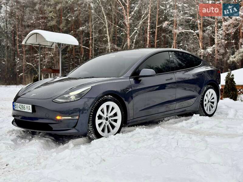Tesla Model 3 2023